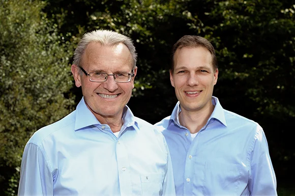 5572-Brueninghoff-10-Mr-Brueninghoff-and-Roggenkamp-in-a-shirt-1